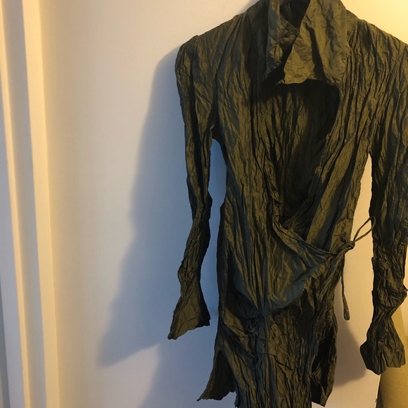 Designer Saatchi - Picture 1 of 3